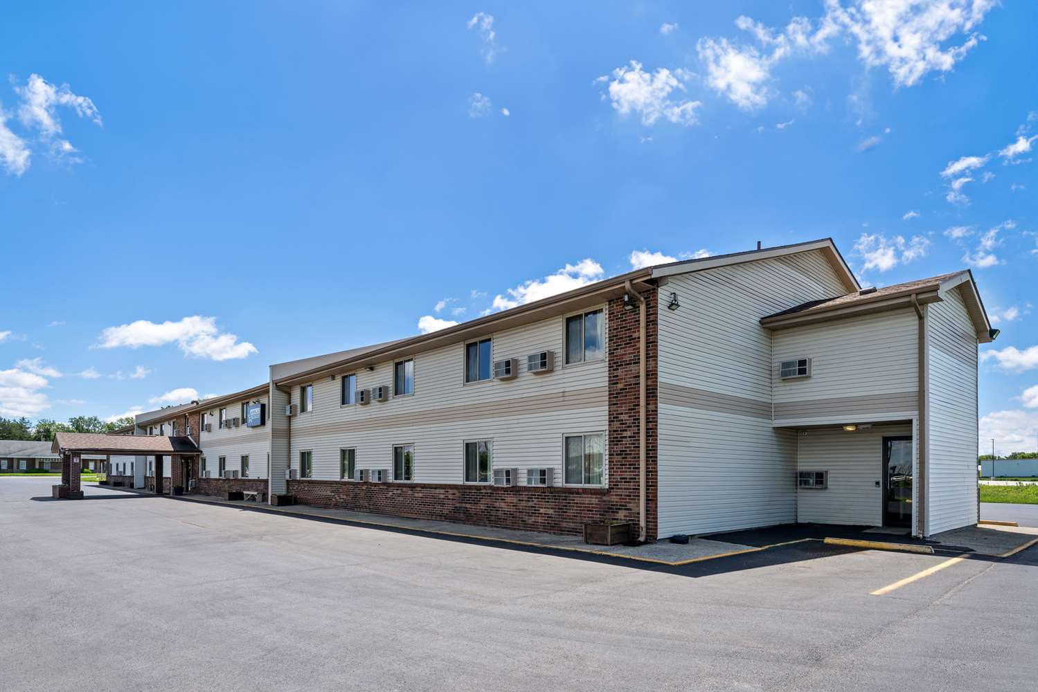 Americas Best Value Inn Decatur Il 4/32