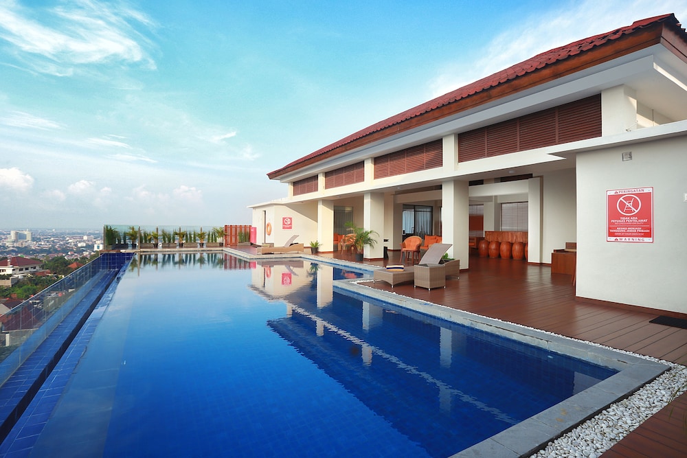 Wimarion Hotel Semarang 5/40