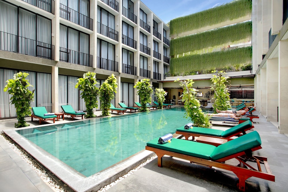 Hotel Terrace At Kuta 59/66