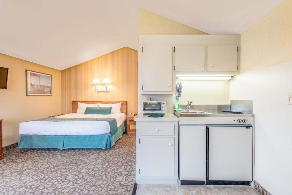 Green Harbor Resort 15/50