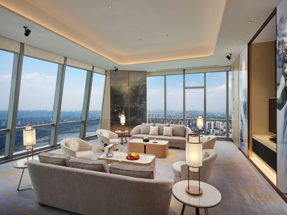 Intercontinental Chongqing Raffles City 43/70