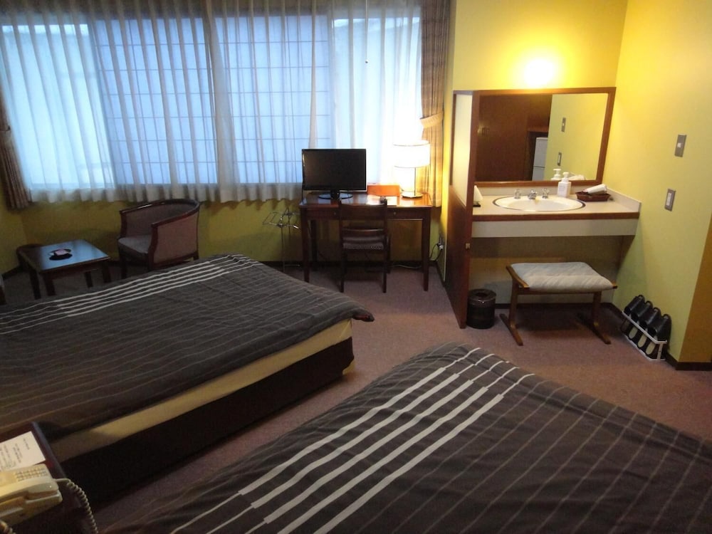 Takamiya Ryokan Yamakawa (ex Yumori Shomian Yamakawa) 42/49