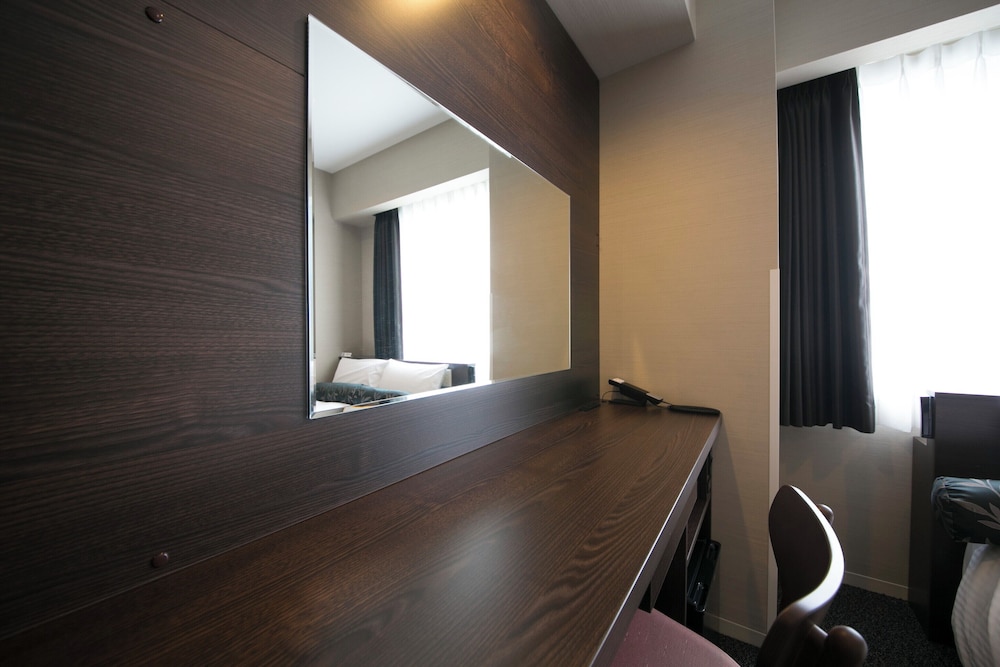 Just Inn Premium Nagoya Station 50/50