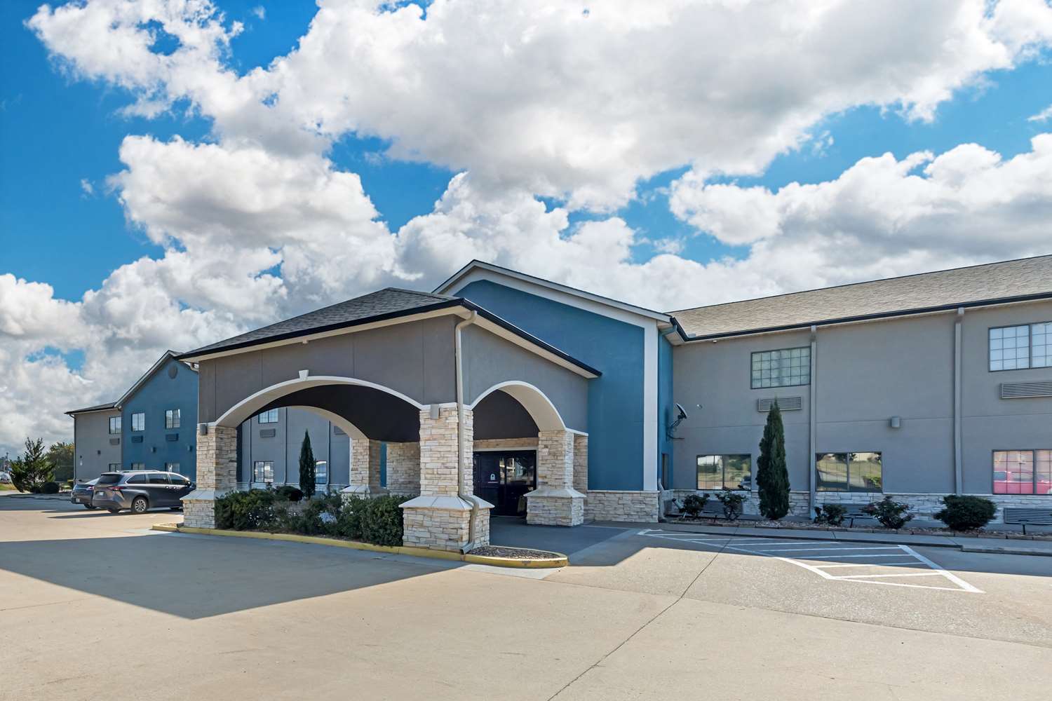 Best Western Atoka Inn And Suites 35/38