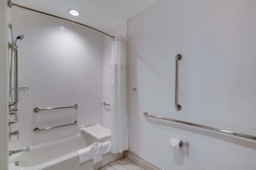 Comfort Suites Kennewick at Southridge 45/47