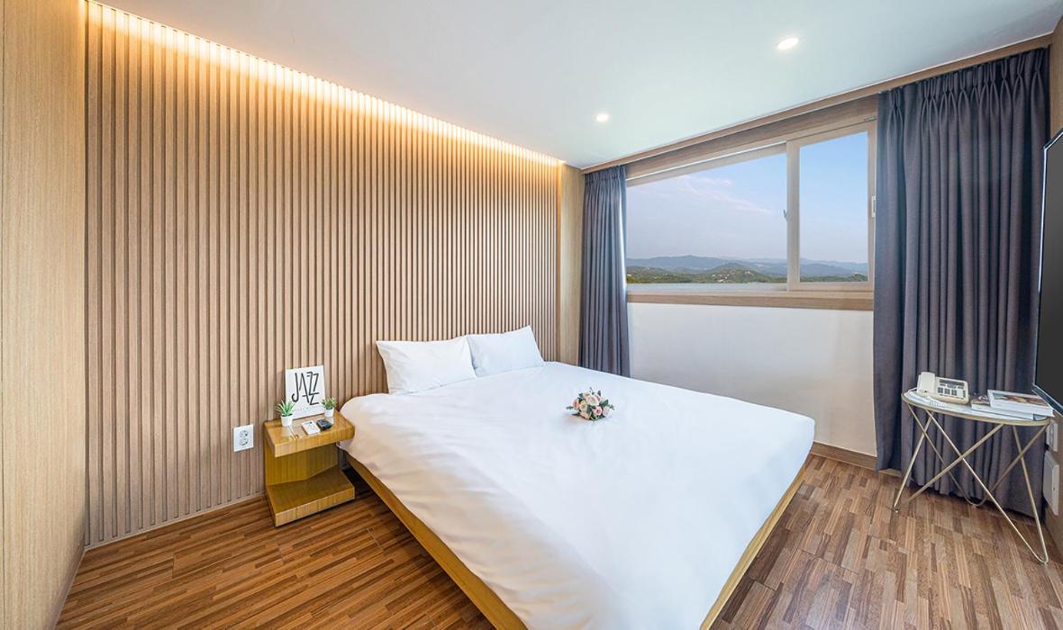 Condo, Spa, Water, Suite, Lateral Side Ocean View, Terrace، Ocean To You Resort Sokcho Seorak Beach Hotel And Condo 5/9