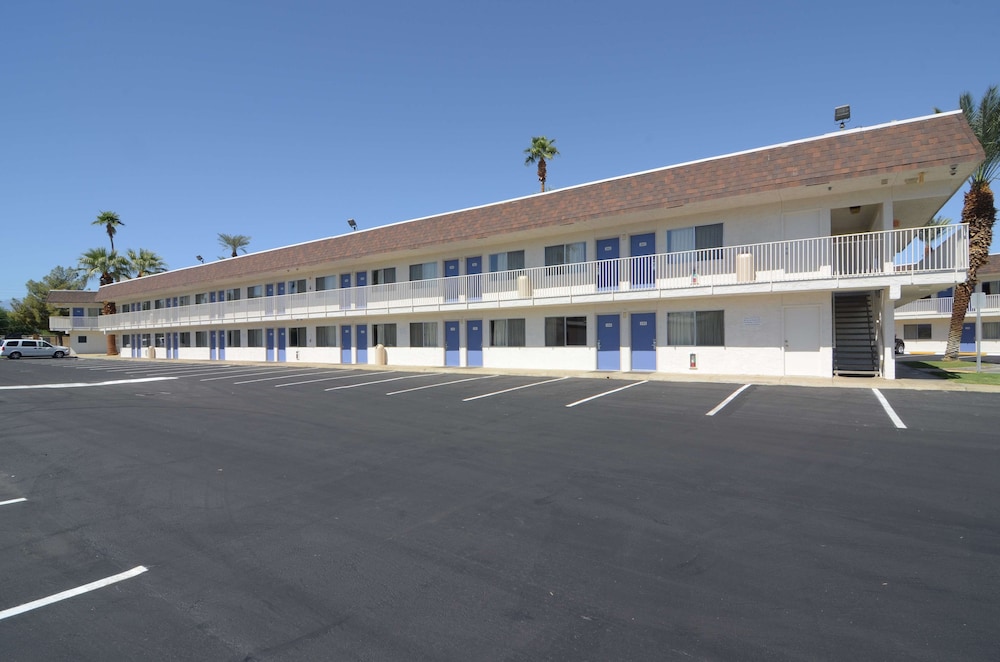 Motel6 Indio, CA - Palm Springs — photo 2