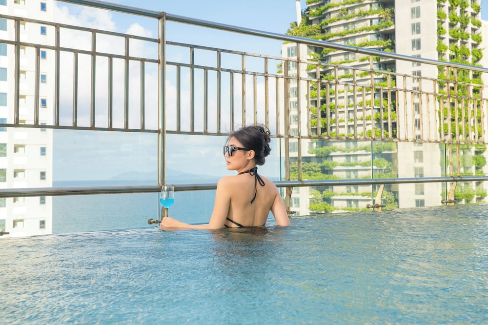 Monalisa Luxury Hotel 16/42