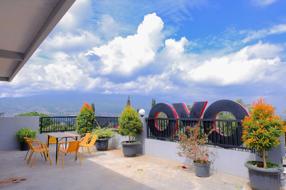 OYO 354 32 Guest House 3/40
