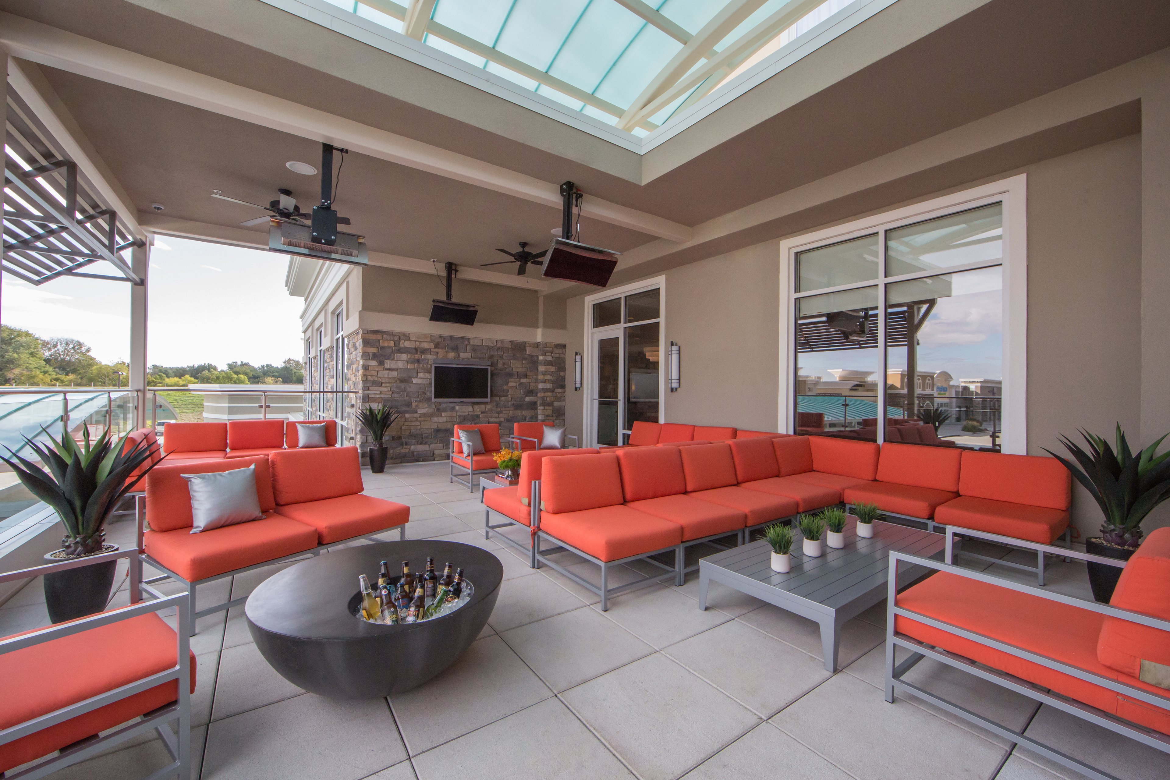Holiday Inn Hotel And Suites Davenport 30/56