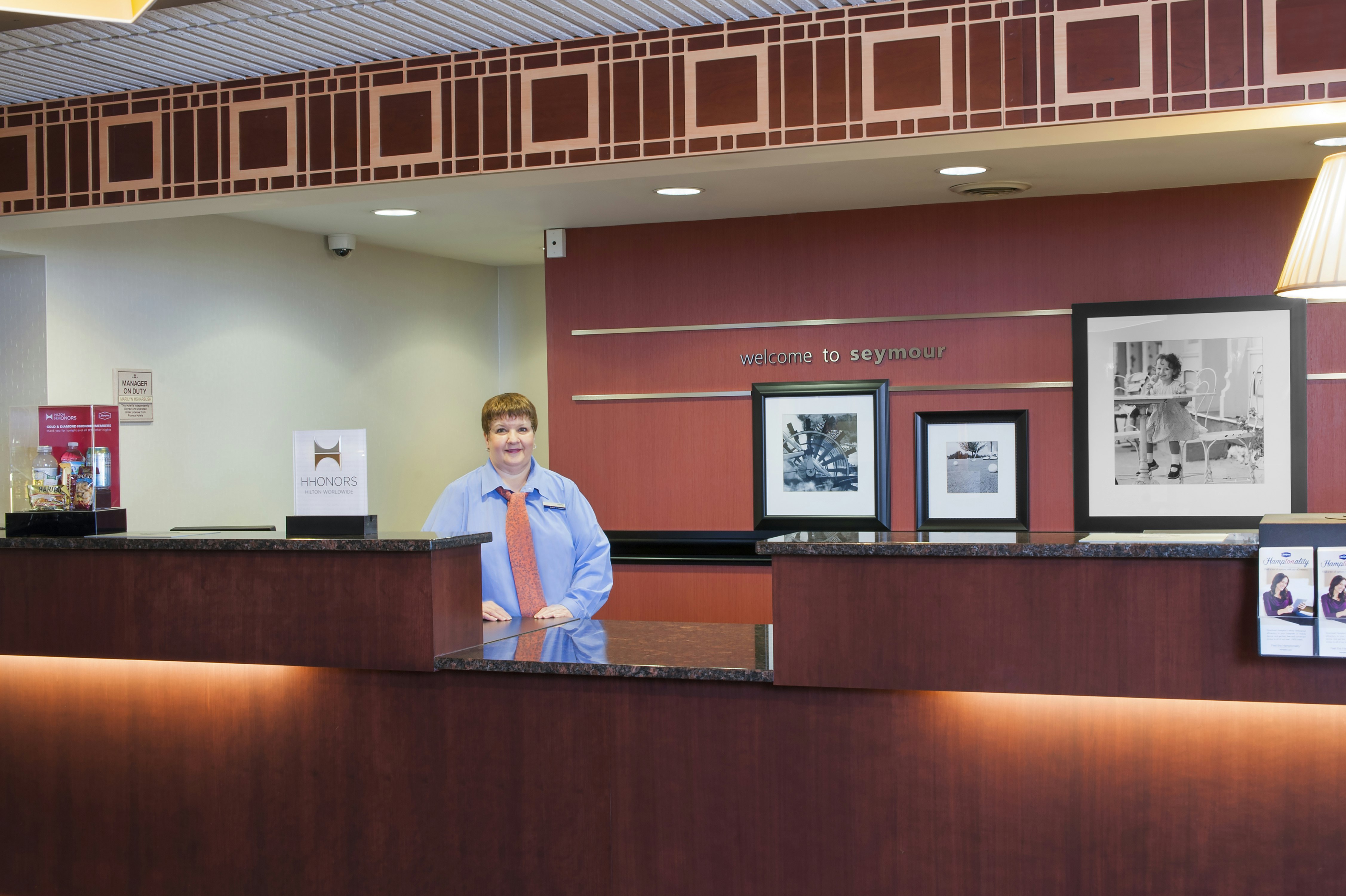 Hampton Inn Seymour 3/22