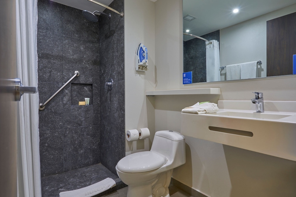 City Express by Marriott Guaymas 57/58