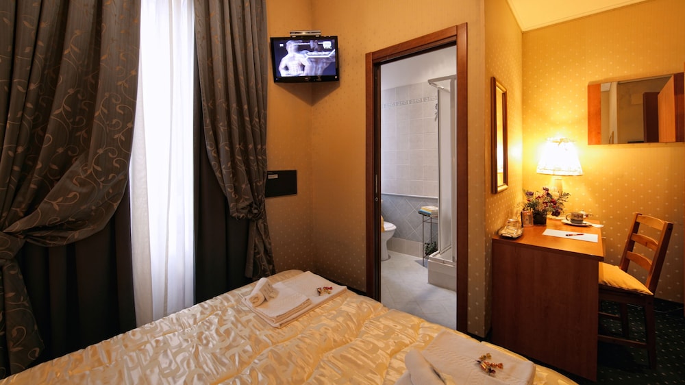 Vatican Holiday Hotel 17/36