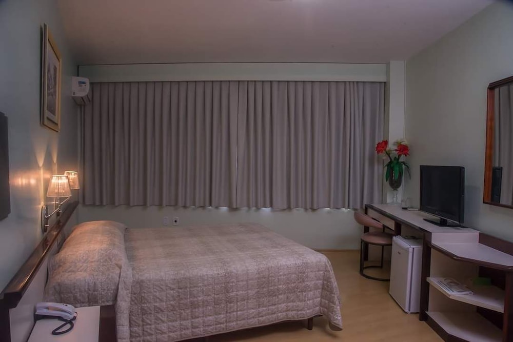 Hotel Jaragua 5/19