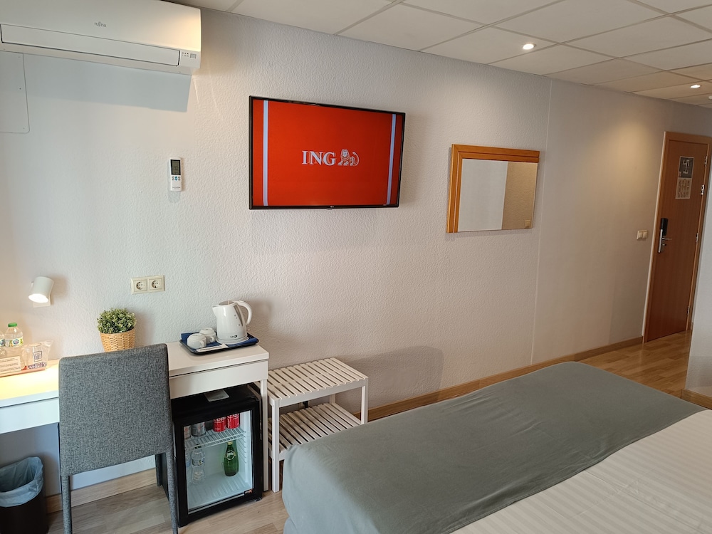 Hotel Mendez Nunez 25/49