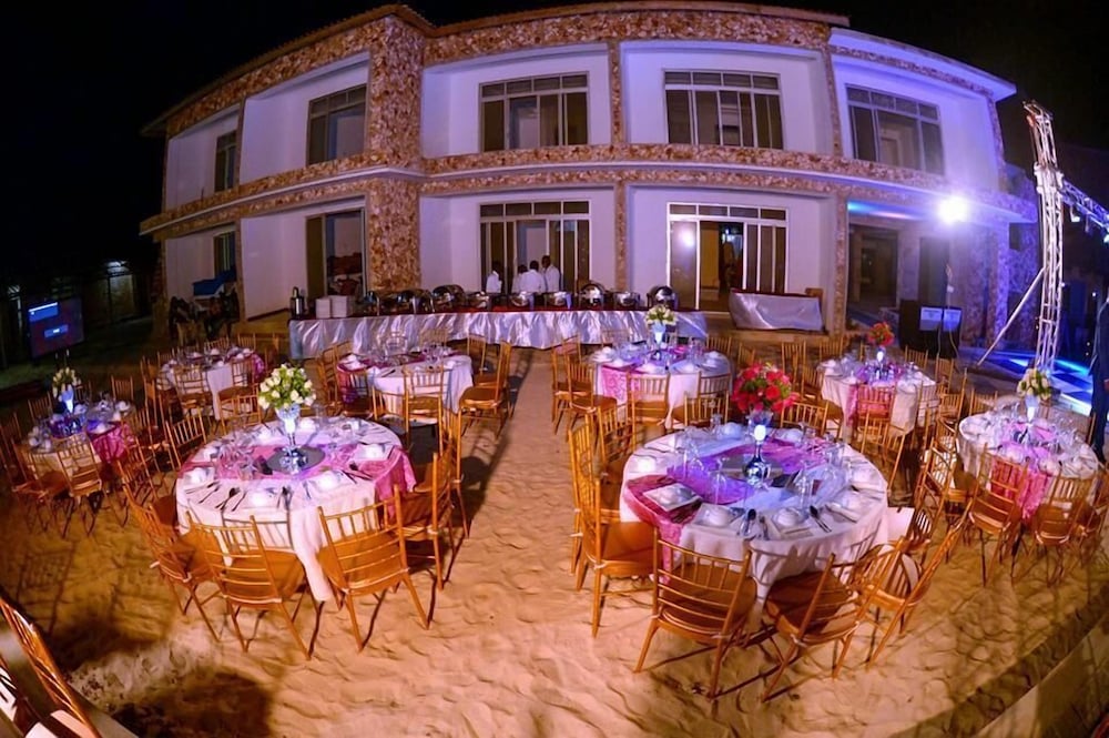 Serene Beach Resort 68/76