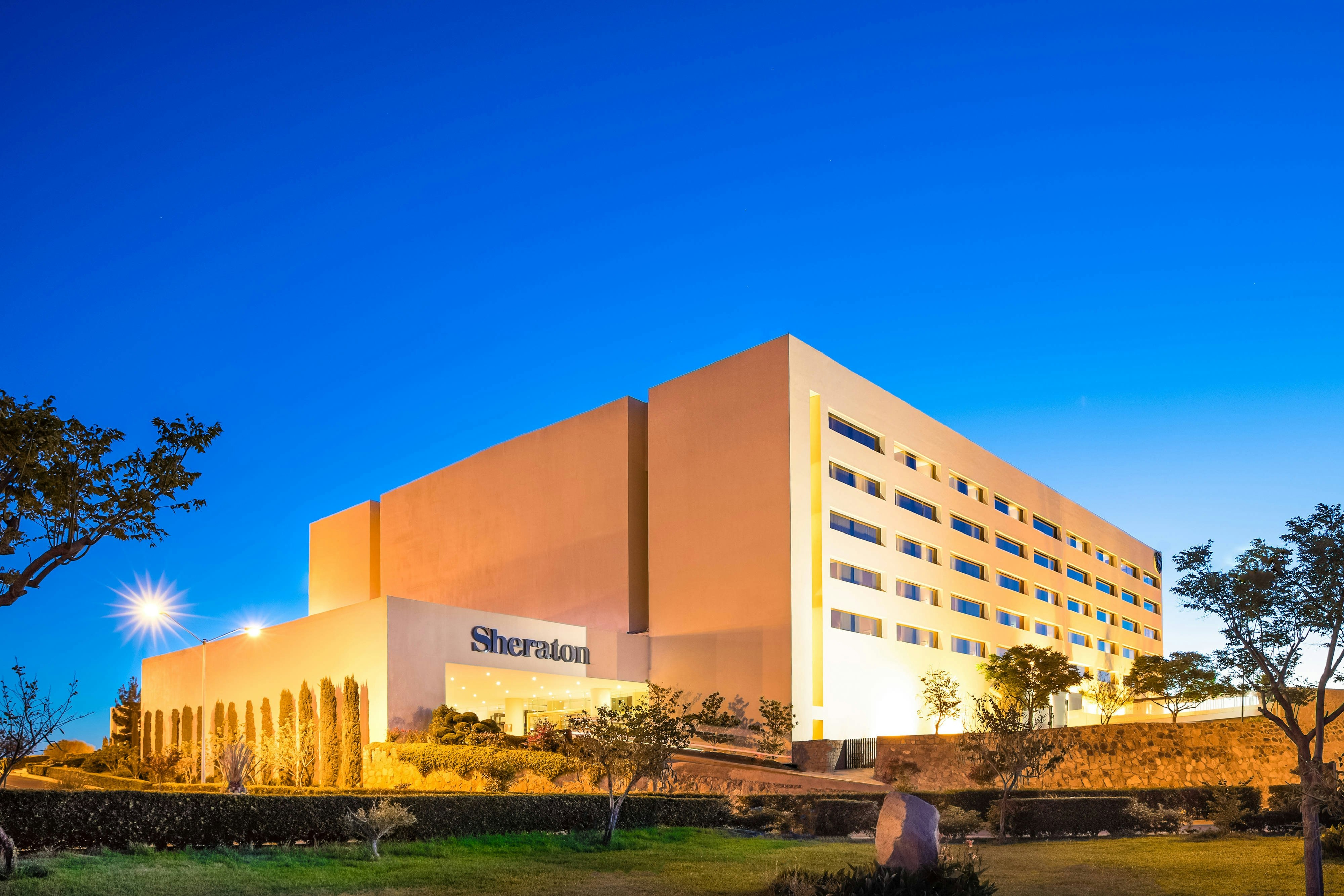 Sheraton Chihuahua Soberano 1/40