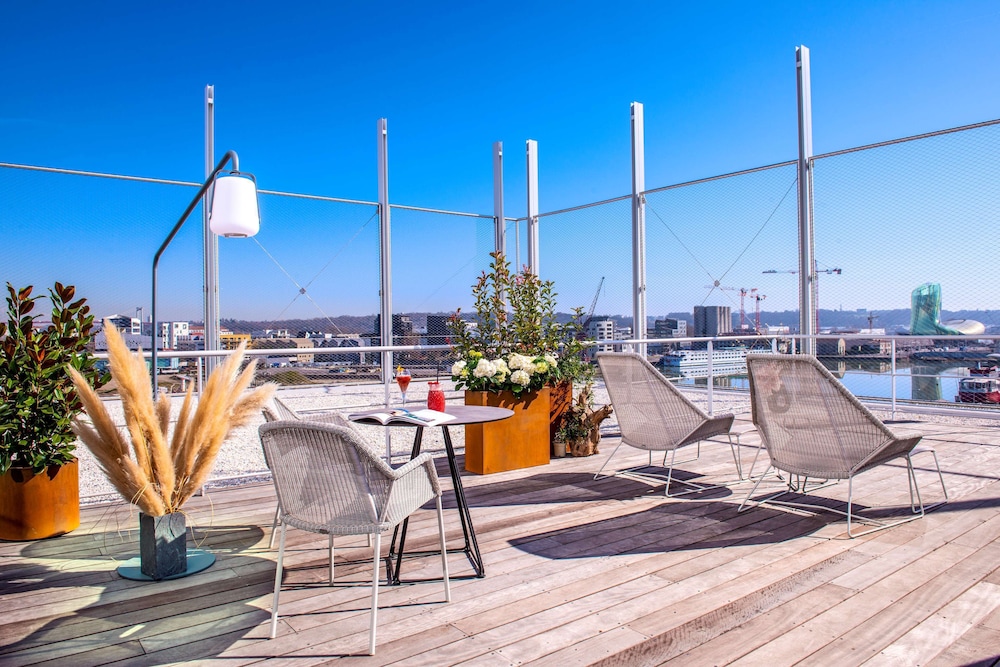 Radisson Blu Bordeaux 67/80