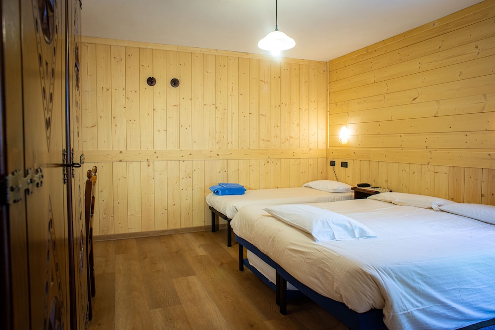 Hotel Santa San 27/69