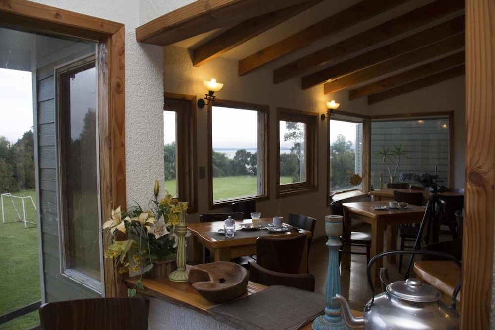 Borde Lago Hotel 24/50