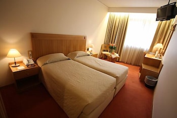Ilissos Hotel 5/26