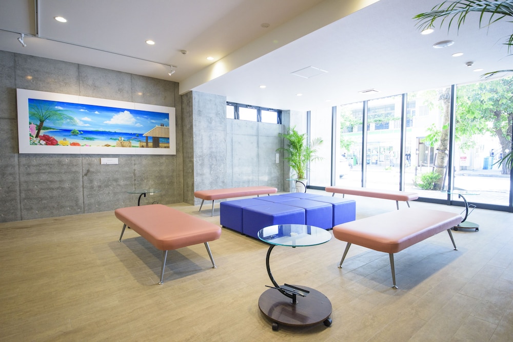 Naha-West Inn 55/72