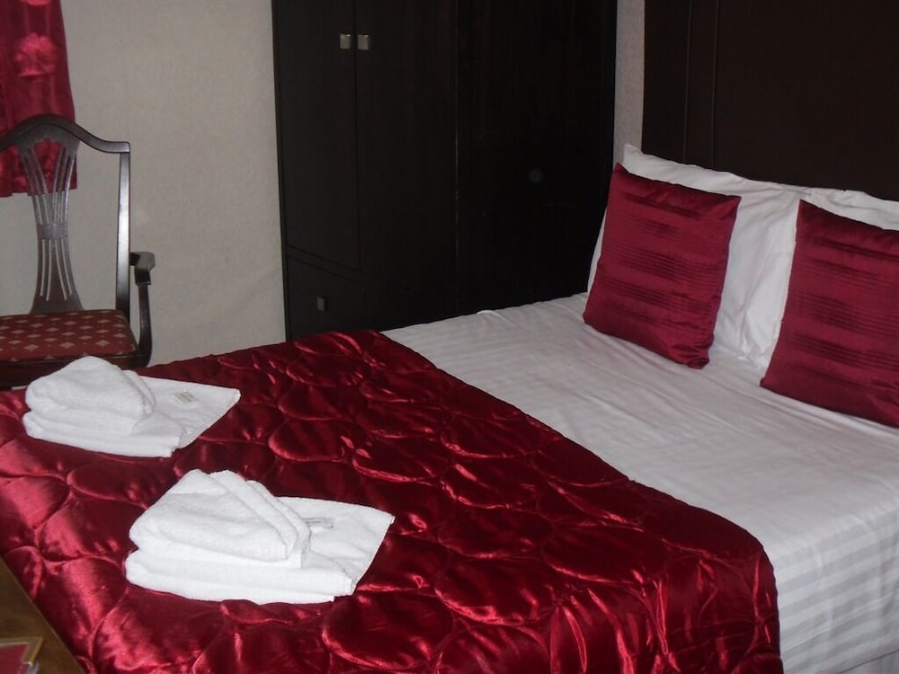Richmond Hotel Guest House 6/15