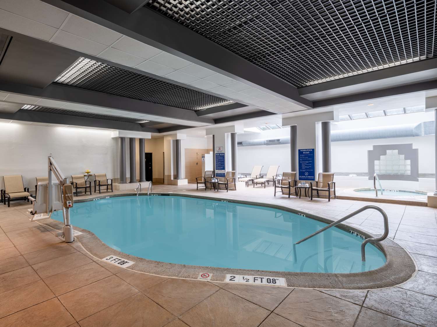 swimming pool spa