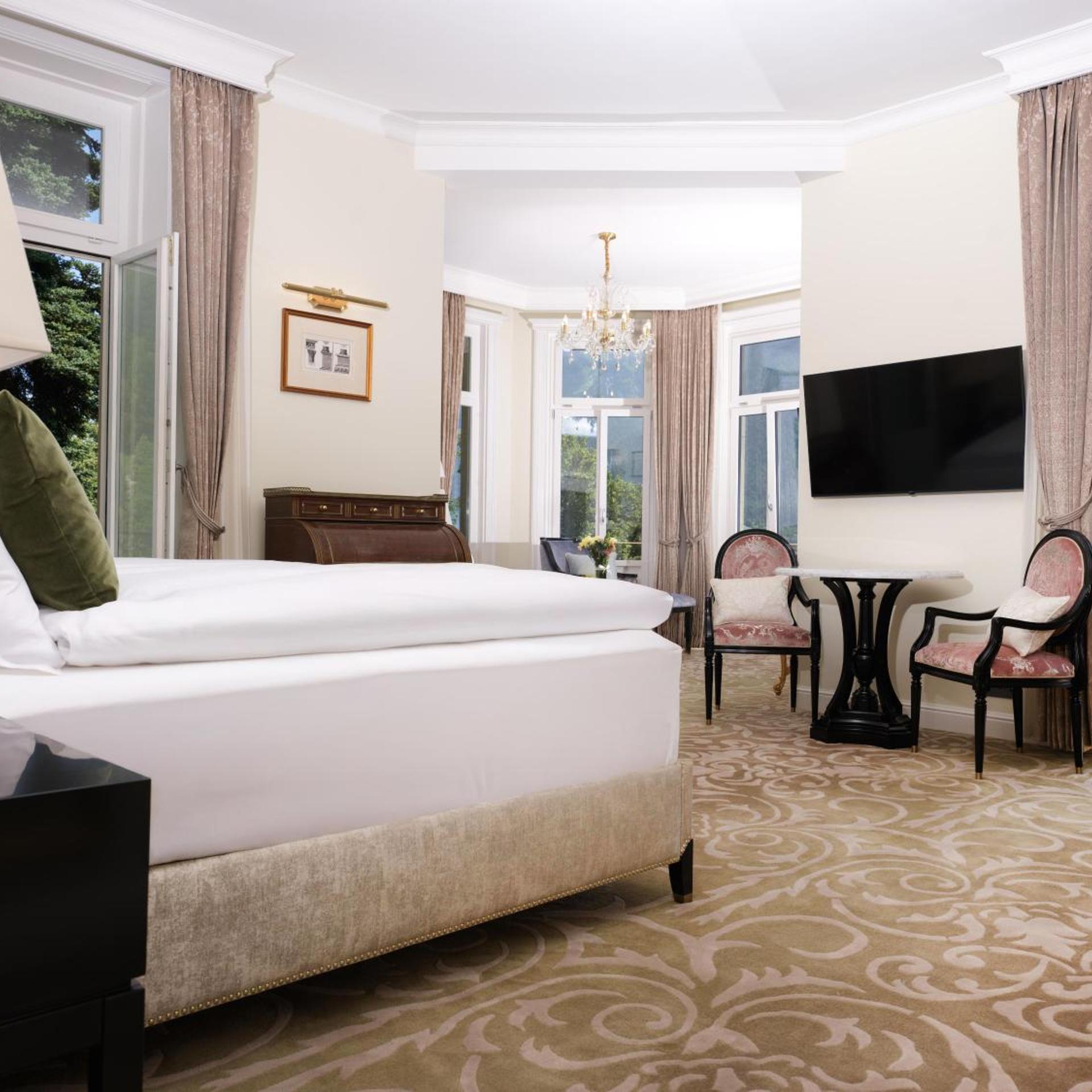 جناح جونيور ديلوكس بسرير كينج، Grand Hotel Beau Rivage 8/10