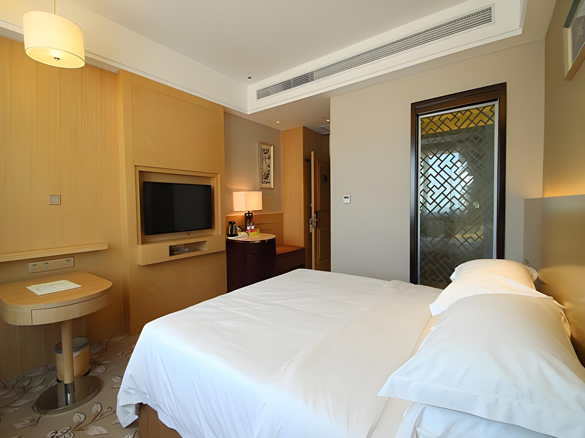 Vienna Hotel (Shanghai Waigaoqiao Free Trade Zone) 26/38