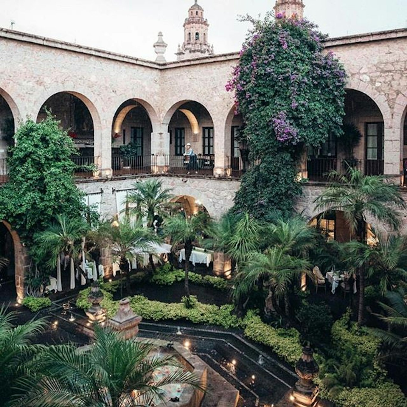 De La Soledad Hotel 55/67