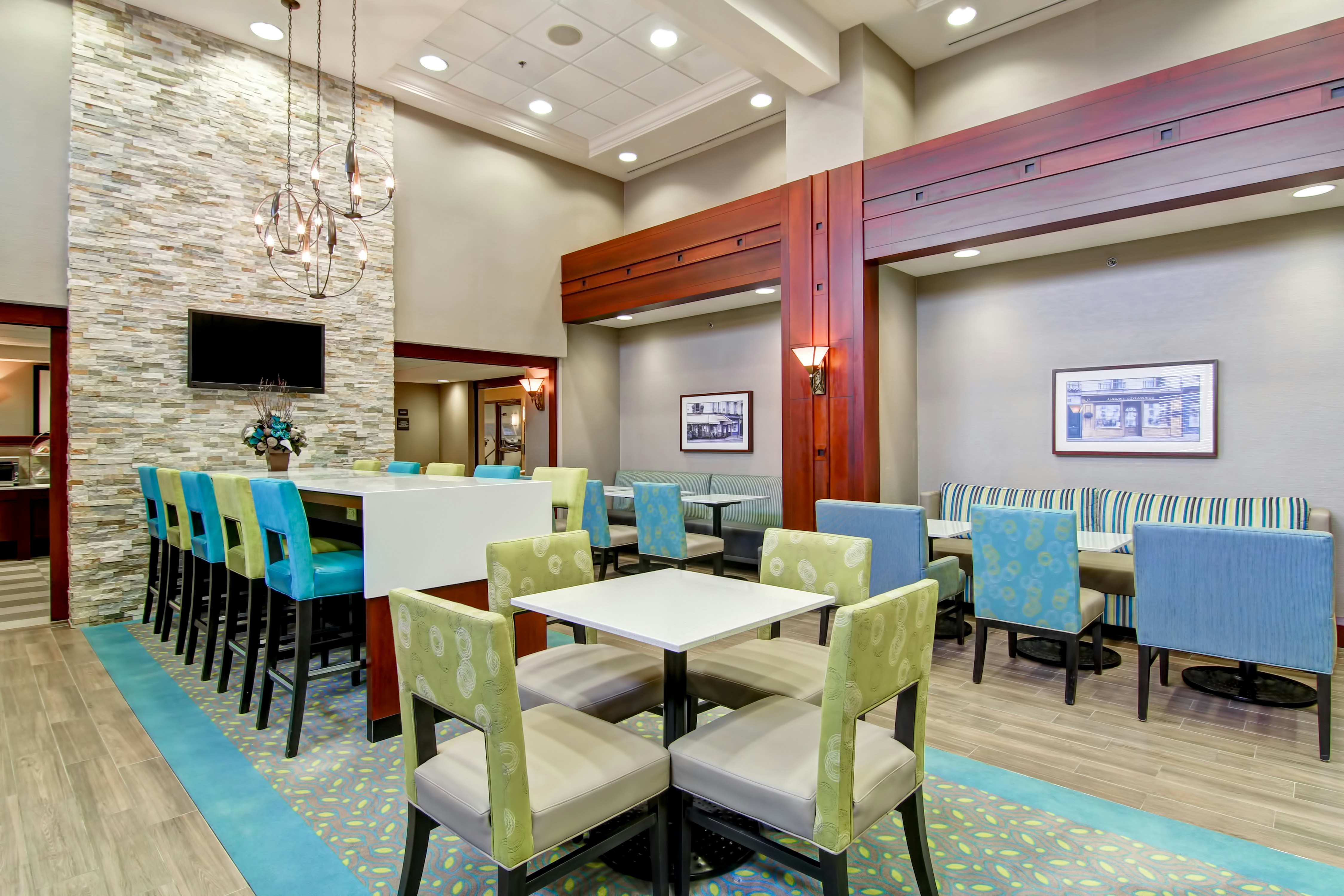 Hampton Inn and Suites by Hilton Guelph 45/58