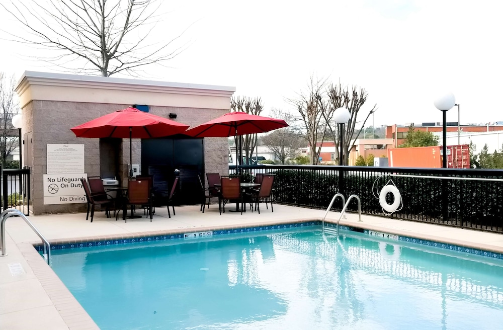 Hampton Inn & Suites Birmingham-Pelham (I-65) 3/48
