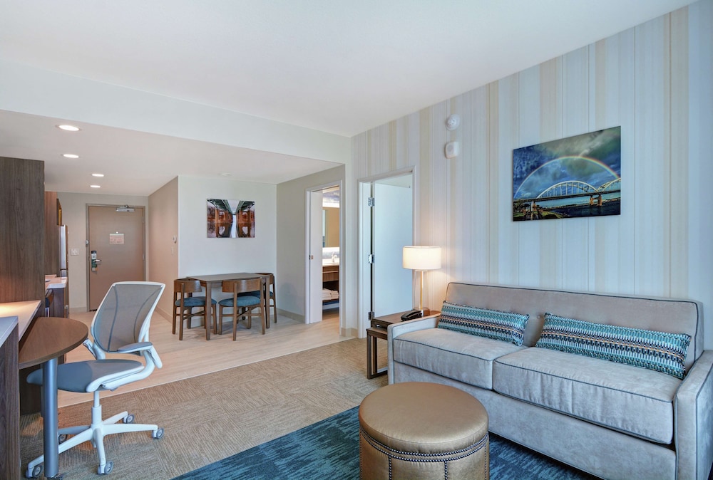 Home2 Suites By Hilton Bettendorf Quad Cities Ia 34/49