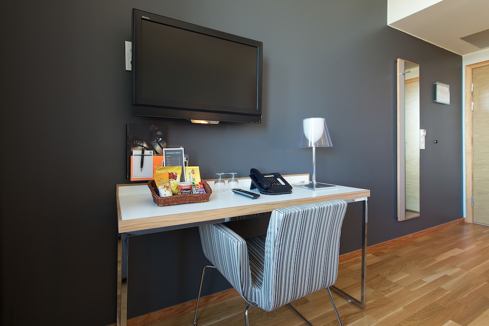 Quality Hotel 33 47/55