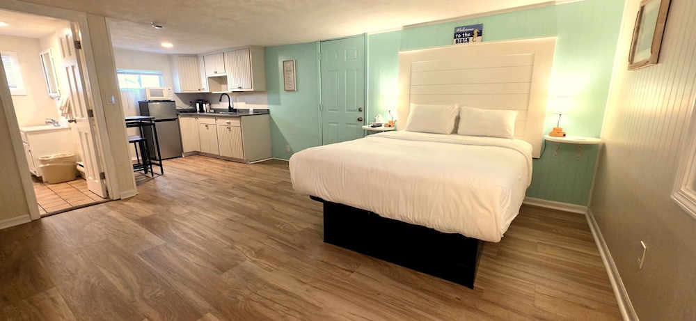 The Tides Motel 22/37