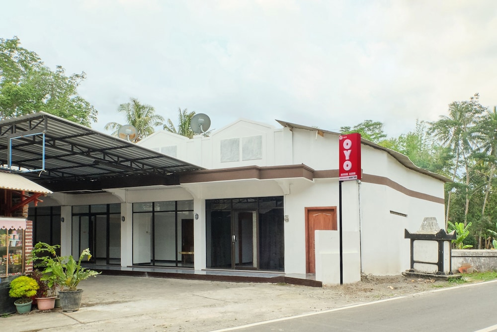 OYO 2519 Mayang Garini 2/27