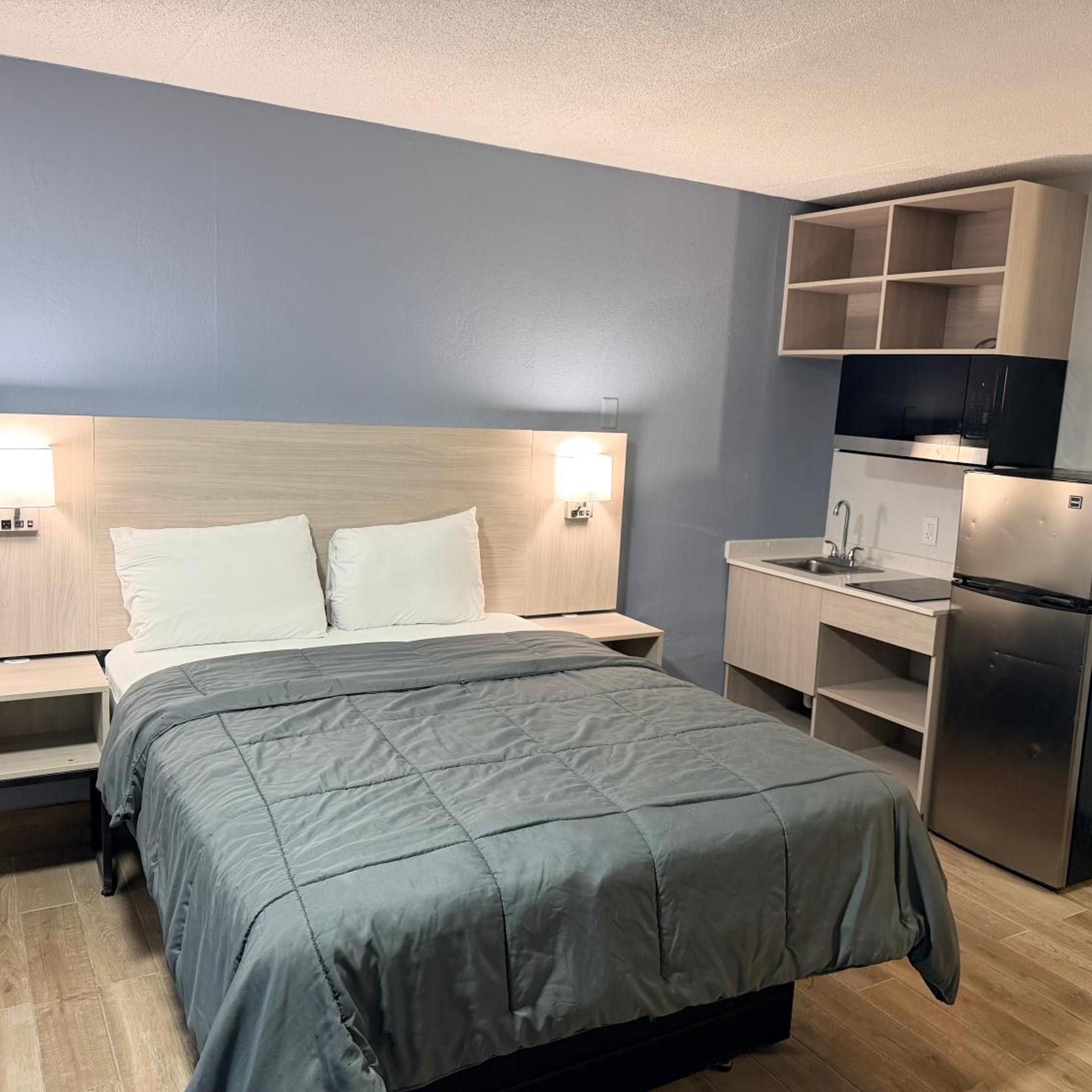 Amerihill Inn Suites Greensboro 14/41