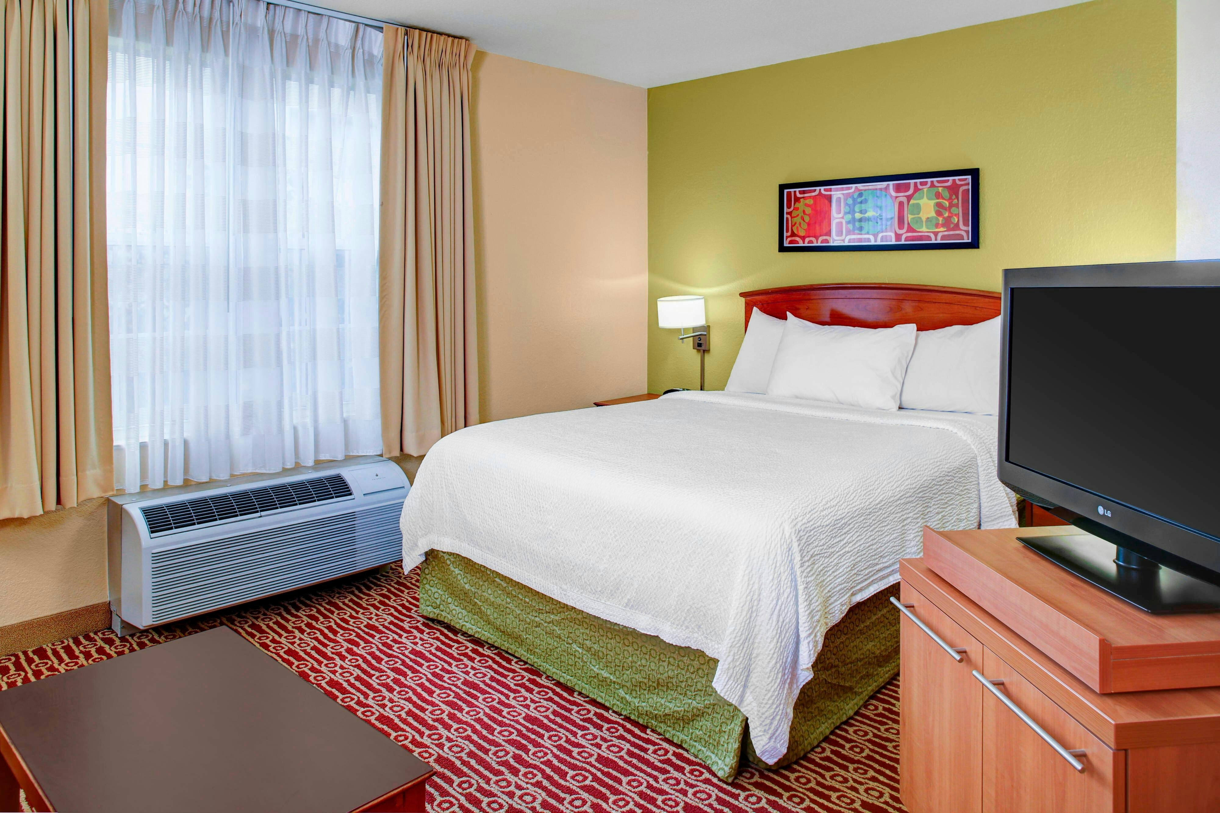 TownePlace Suites Columbus Airport Gahanna 3/13
