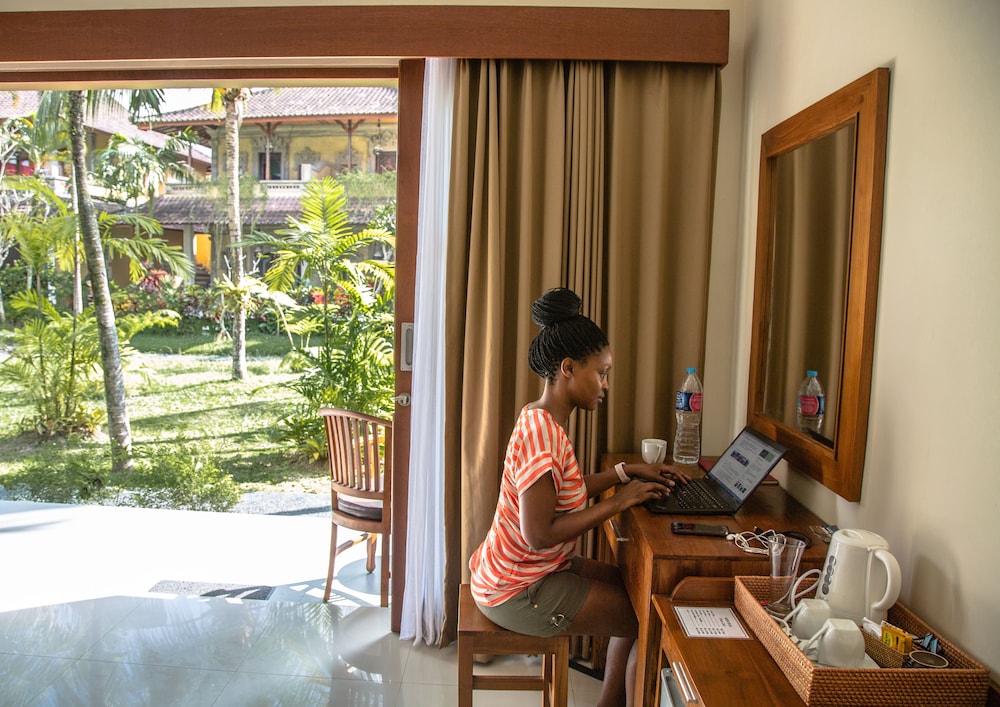 Outpost Ubud Coliving Suites (ex. Kertiyasa Bungalow) 27/45