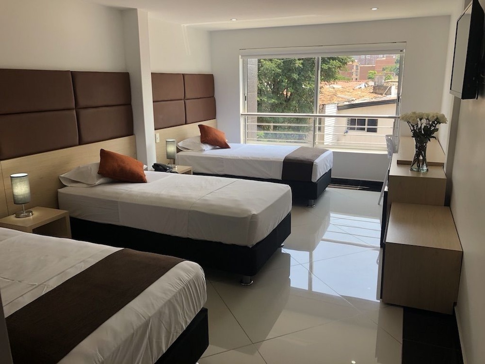 Hotel Csi Medellín 5/22