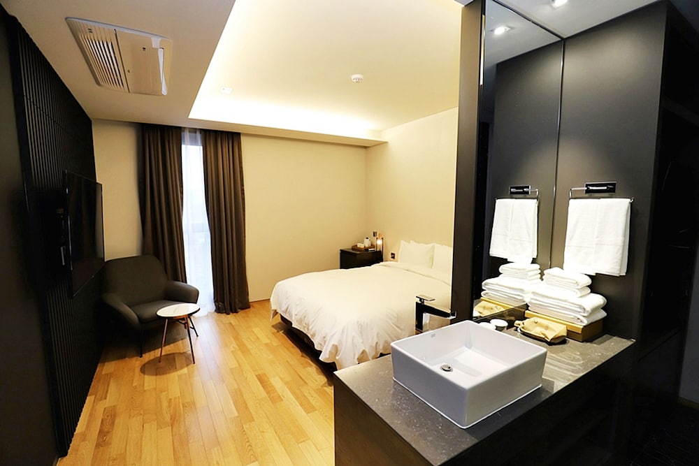 Gangneung Grey Hotel 28/46
