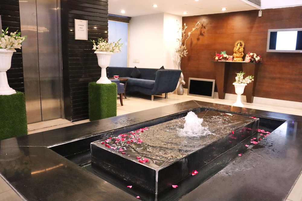 Hotel Clarks Collection Bhavnagar 24/50