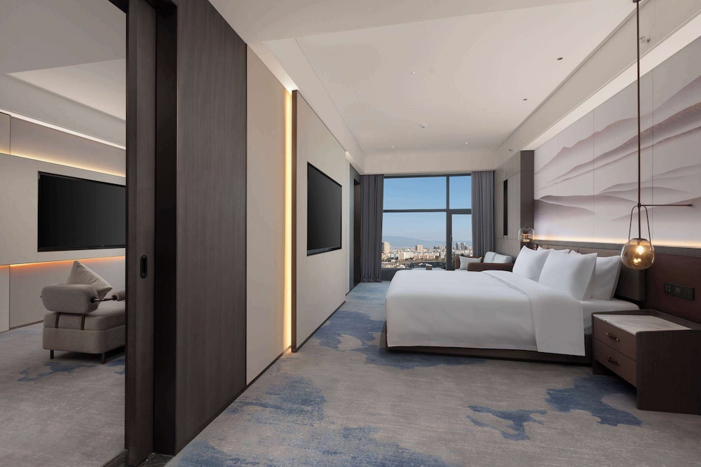Wyndham Qujing Luliang 16/30