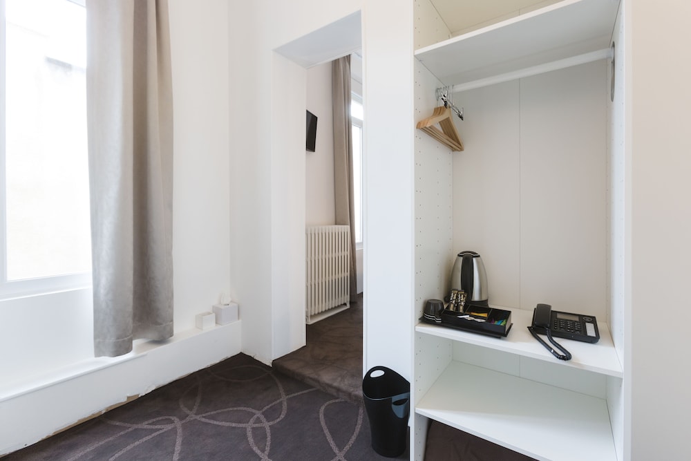 Hotel Le Saint Louis 50/50