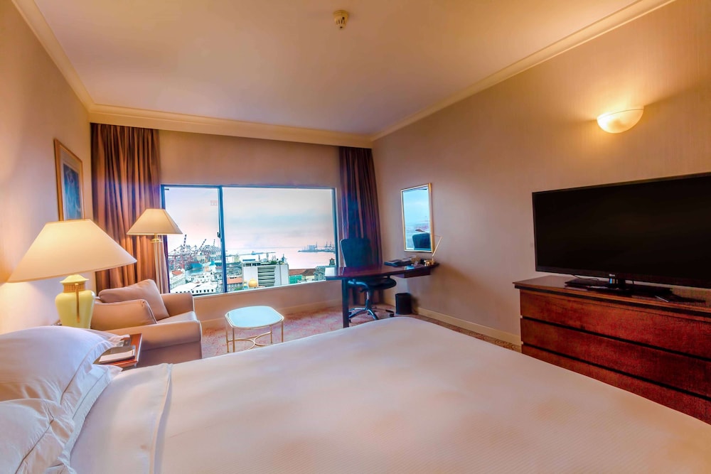 Hilton Hotel Colombo 51/80