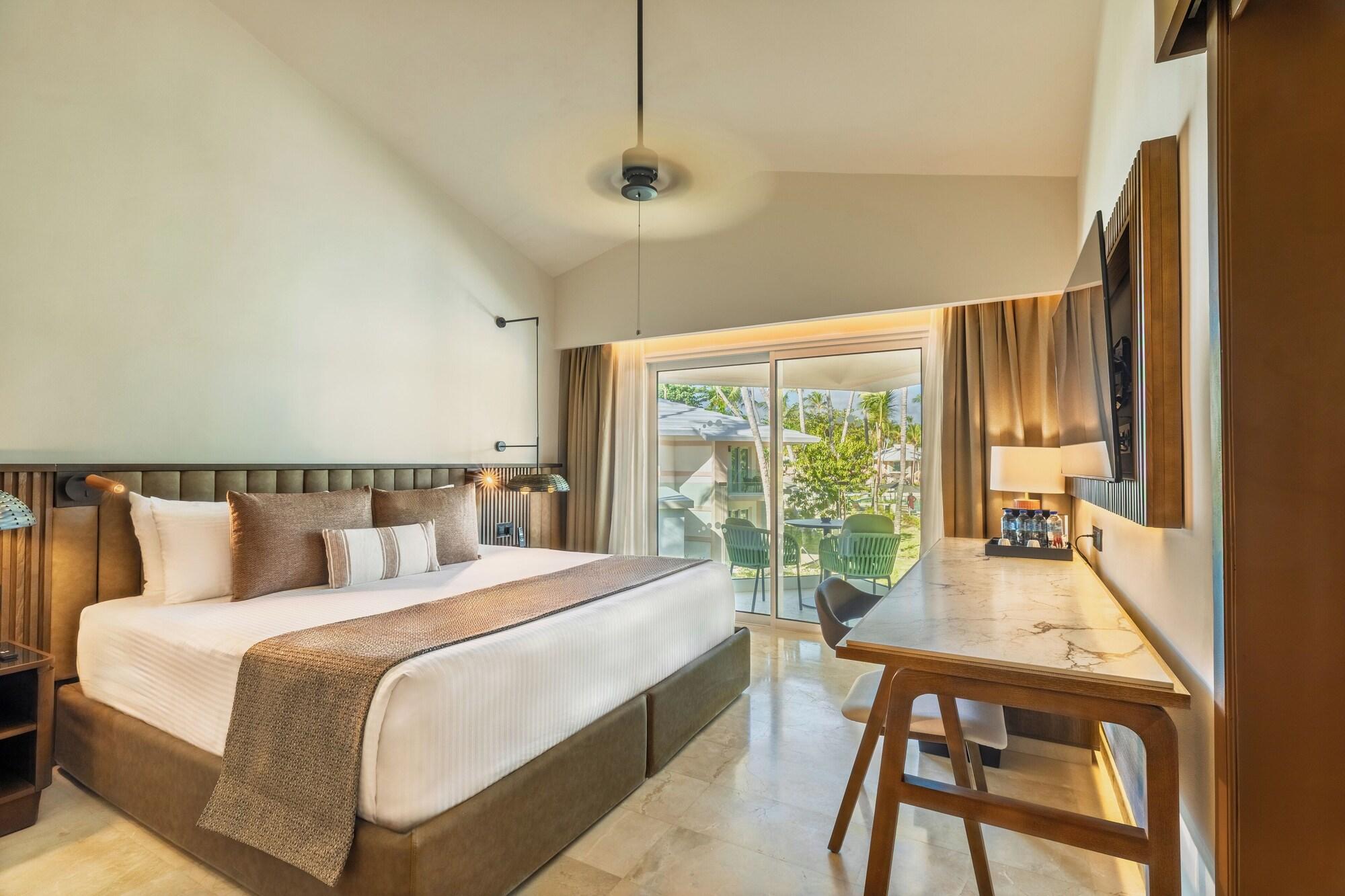 Select, Junior Suite, Family, Garden View