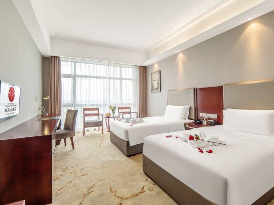 Superior, Twin Beds