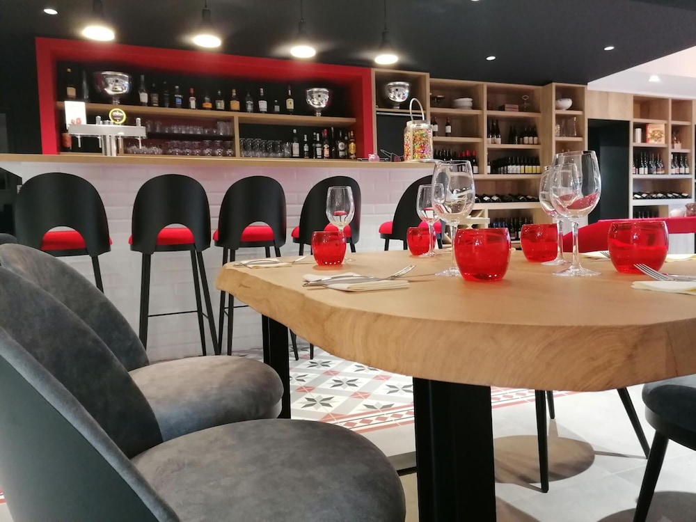 Logis Hotel Angers Sud Rest Henriett 21/30