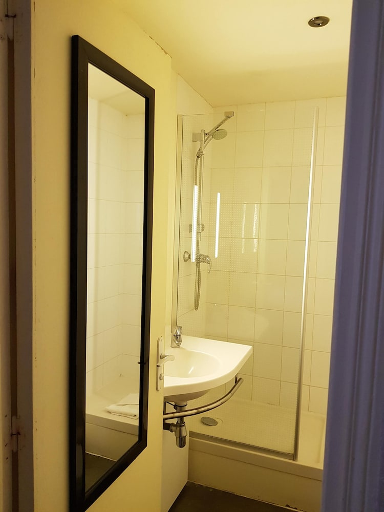 D'anjou Hotel 39/43